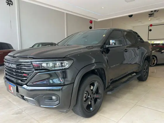 RAM RAMPAGE 2.0 HURRICANE 4 TURBO GASOLINA R/T 4X4 AUTOMÁTICO