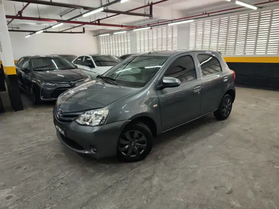 TOYOTA ETIOS 1.3 X 16V FLEX 4P MANUAL TOYOTA ETIOS 1.3 X 16V FLEX 4P MANUAL