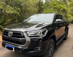 TOYOTA HILUX 2.8 D-4D TURBO DIESEL CD SR 4X4 AUTOMÁTICO TOYOTA HILUX 2.8 D-4D TURBO DIESEL CD SR 4X4 AUTOMÁTICO
