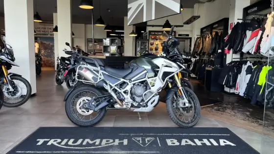 TRIUMPH TIGER 1200 RALLY EXPLORER TRIUMPH TIGER 1200 RALLY EXPLORER