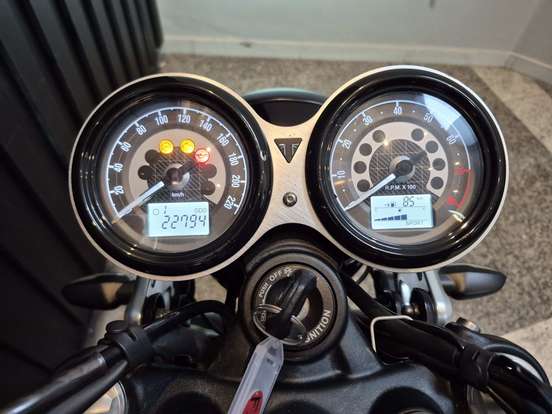 TRIUMPH-STREET TWIN TRIUMPH-STREET TWIN-2020