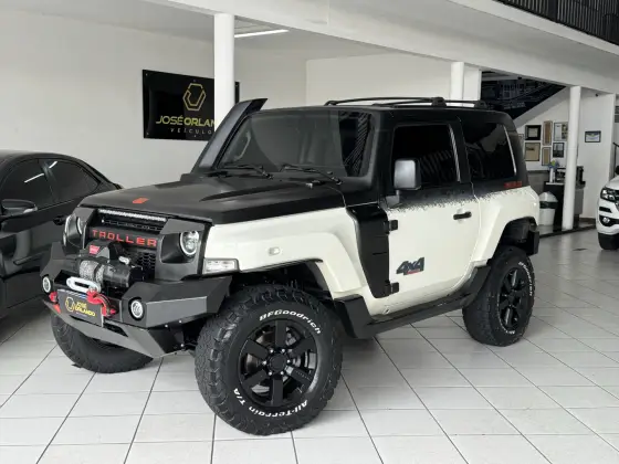 TROLLER T4 3.2 XLT 4X4 20V TURBO INTERCOOLER DIESEL 2P MANUAL TROLLER T4 3.2 XLT 4X4 20V TURBO INTERCOOLER DIESEL 2P MANUAL