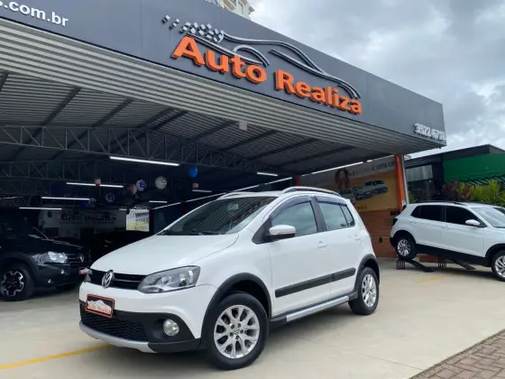 VOLKSWAGEN CROSSFOX 1.6 MI FLEX 8V 4P MANUAL