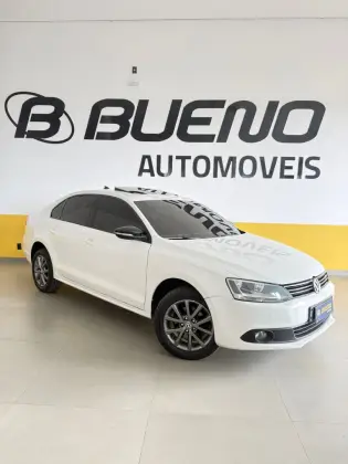 VOLKSWAGEN JETTA 2.0 COMFORTLINE FLEX 4P TIPTRONIC VOLKSWAGEN JETTA 2.0 COMFORTLINE FLEX 4P TIPTRONIC