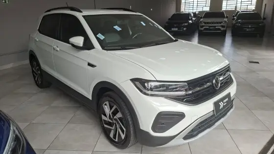 VOLKSWAGEN T-CROSS 1.0 200 TSI TOTAL FLEX COMFORTLINE AUTOMÁTICO