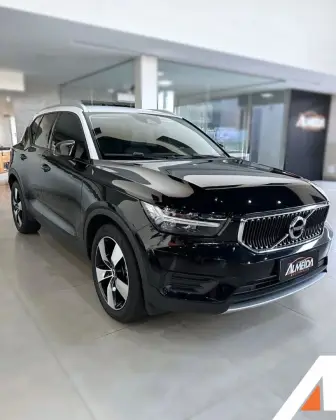 VOLVO XC40 2.0 T5 GASOLINA MOMENTUM AWD GEARTRONIC
