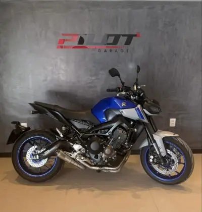 YAMAHA MT-09 YAMAHA MT-09