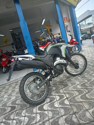 YAMAHA XTZ 250 LANDER CONNECTED 