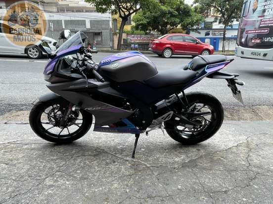YAMAHA-YZF R15-2025