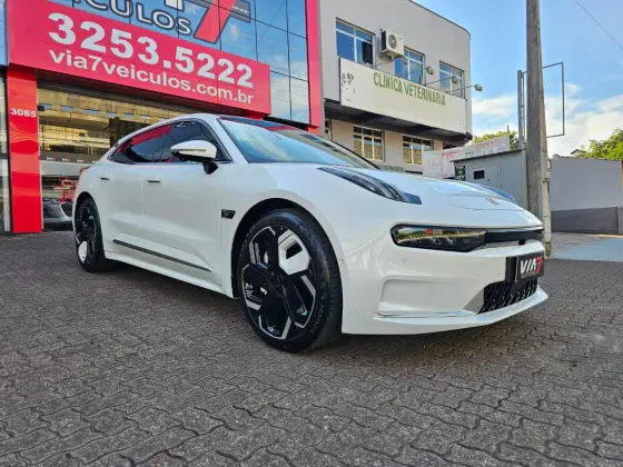 ZEEKR 001 100 KW ELÉTRICO PREMIUM AWD