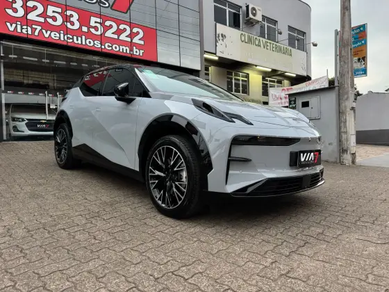 ZEEKR X 66 KW ELÉTRICO FLAGSHIP AWD ZEEKR X 66 KW ELÉTRICO FLAGSHIP AWD