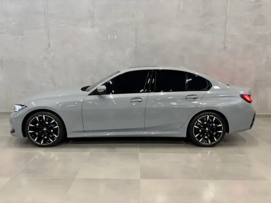 BMW 320i 2.0 16V TURBO FLEX M SPORT AUTOMÁTICO BMW 320i 2.0 16V TURBO FLEX M SPORT AUTOMÁTICO