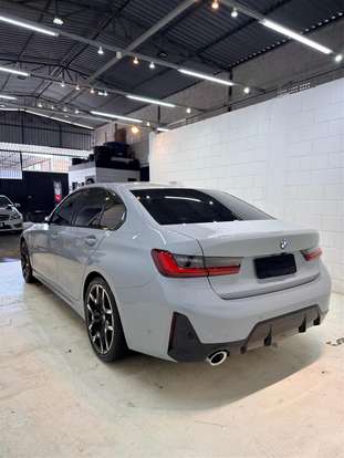 BMW-320i-2025