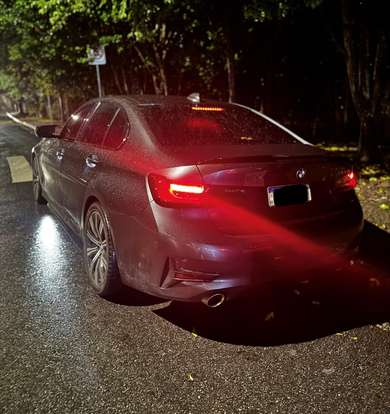 BMW-320i-2020