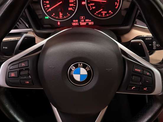 BMW-X1-2.0 16V TURBO ACTIVEFLEX SDRIVE20I 4P AUTOMÁTICO BMW-X1-2017