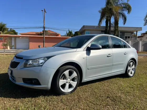 CHEVROLET CRUZE 1.8 LT 16V FLEX 4P AUTOMÁTICO CHEVROLET CRUZE 1.8 LT 16V FLEX 4P AUTOMÁTICO