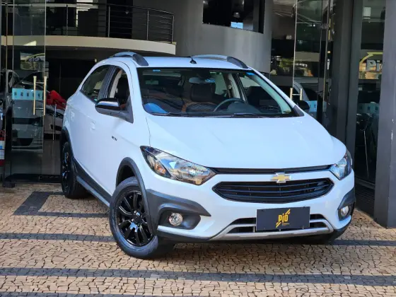 CHEVROLET ONIX 1.4 MPFI ACTIV 8V FLEX 4P AUTOMÁTICO