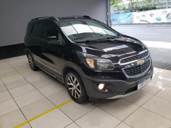 CHEVROLET SPIN 1.8 ACTIV 8V FLEX 4P AUTOMÁTICO CHEVROLET SPIN 1.8 ACTIV 8V FLEX 4P AUTOMÁTICO