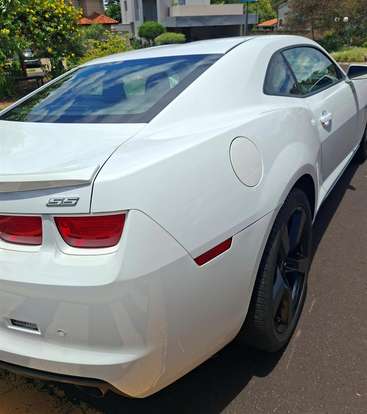 CHEVROLET-CAMARO-2011