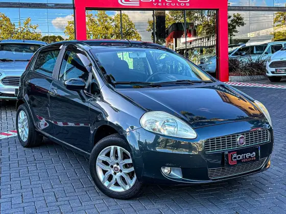 FIAT PUNTO 1.8 HLX 8V FLEX 4P MANUAL FIAT PUNTO 1.8 HLX 8V FLEX 4P MANUAL