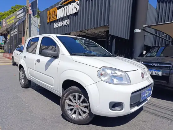 FIAT UNO 1.0 EVO VIVACE 8V FLEX 4P MANUAL FIAT UNO 1.0 EVO VIVACE 8V FLEX 4P MANUAL