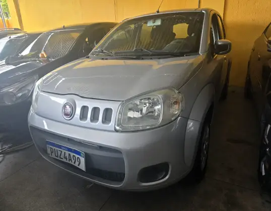 FIAT UNO 1.0 EVO VIVACE 8V FLEX 4P MANUAL FIAT UNO 1.0 EVO VIVACE 8V FLEX 4P MANUAL