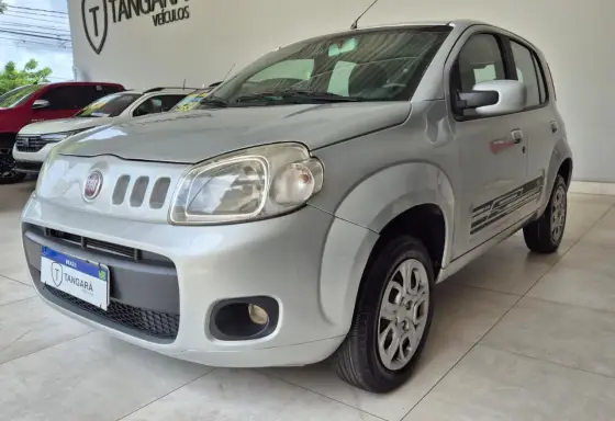 FIAT UNO 1.0 VIVACE 8V FLEX 4P MANUAL