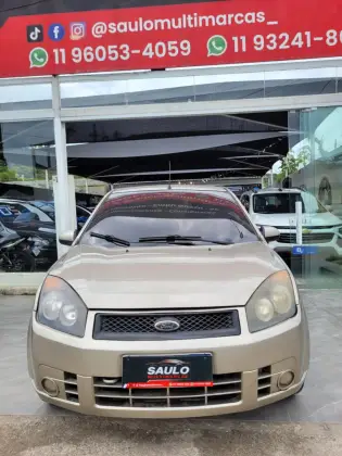 FORD FIESTA 1.0 MPI FIRST SEDAN 8V FLEX 4P MANUAL FORD FIESTA 1.0 MPI FIRST SEDAN 8V FLEX 4P MANUAL