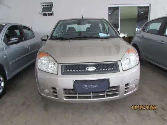 FORD FIESTA 1.6 MPI SEDAN 8V FLEX 4P MANUAL
