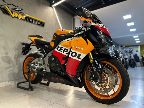 HONDA CBR 1000RR REPSOL 