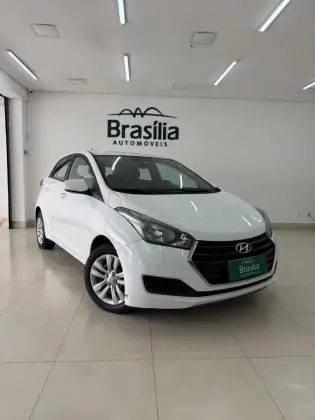 HYUNDAI HB20 1.0 COMFORT PLUS 12V FLEX 4P MANUAL HYUNDAI HB20 1.0 COMFORT PLUS 12V FLEX 4P MANUAL