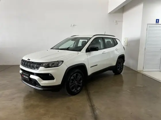 JEEP COMPASS 1.3 T270 TURBO FLEX LONGITUDE AT6