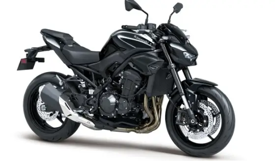 KAWASAKI Z900 KAWASAKI Z900