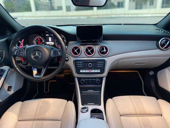 MERCEDES-BENZ-CLA 200-1.6 VISION 16V FLEX 4P AUTOMÁTICO MERCEDES-BENZ-CLA 200-2017