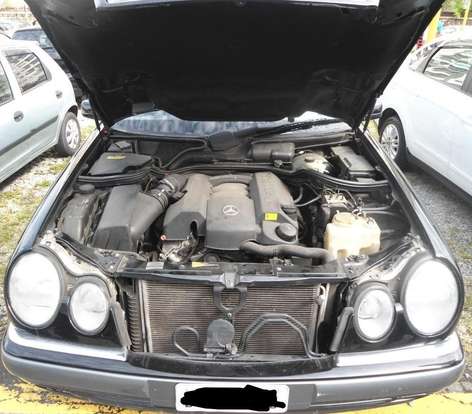 MERCEDES-BENZ-E 240-1999