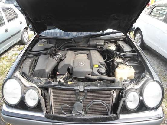 MERCEDES-BENZ-E 240-2.4 ELEGANCE V6 GASOLINA 4P AUTOMÁTICO MERCEDES-BENZ-E 240-1999