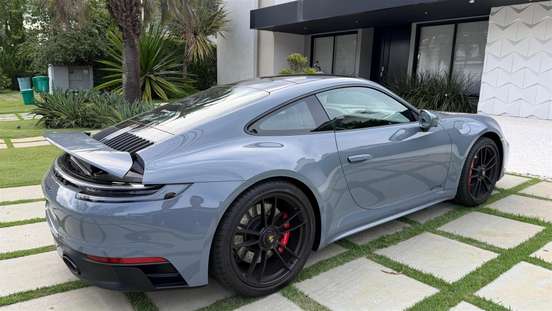 PORSCHE-911-2024