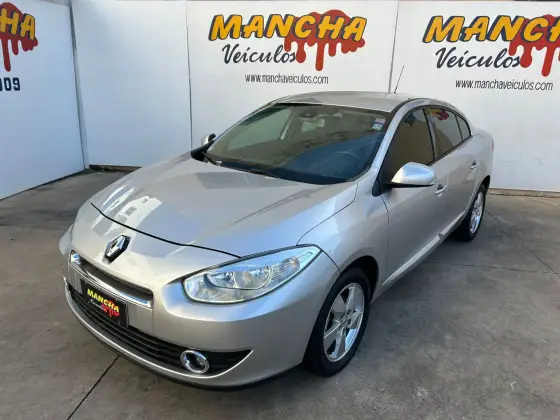 RENAULT FLUENCE 2.0 DYNAMIQUE 16V FLEX 4P AUTOMÁTICO