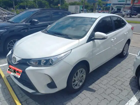 TOYOTA YARIS 1.5 16V FLEX SEDAN XS CONNECT MULTIDRIVE