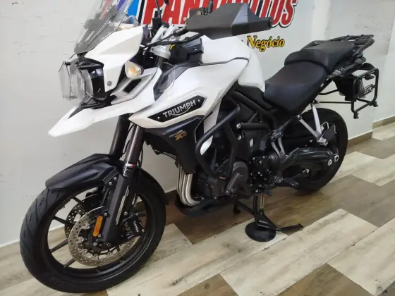 TRIUMPH TIGER EXPLORER XR TRIUMPH TIGER EXPLORER XR