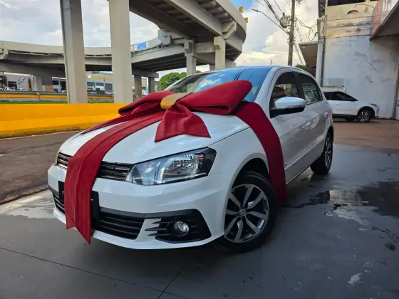 VOLKSWAGEN GOL 1.6 MSI TOTALFLEX COMFORTLINE 4P MANUAL VOLKSWAGEN GOL 1.6 MSI TOTALFLEX COMFORTLINE 4P MANUAL