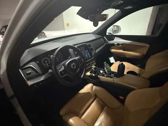 VOLVO-XC90-2.0 T6 GASOLINA MOMENTUM AWD GEARTRONIC VOLVO-XC90-2018