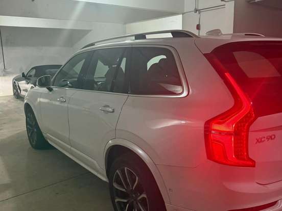 VOLVO-XC90-2.0 T6 GASOLINA MOMENTUM AWD GEARTRONIC VOLVO-XC90-2018