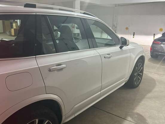 VOLVO-XC90-2.0 T6 GASOLINA MOMENTUM AWD GEARTRONIC VOLVO-XC90-2018