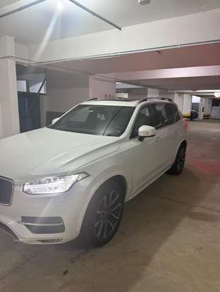 VOLVO-XC90-2018