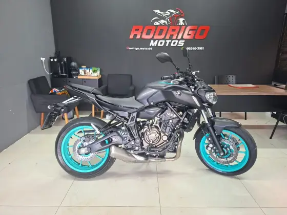 YAMAHA MT-07 ABS YAMAHA MT-07 ABS