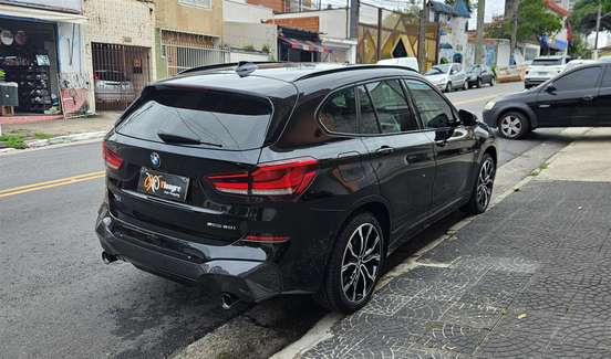 BMW-X1-2021