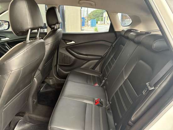 CHEVROLET-TRACKER-2022