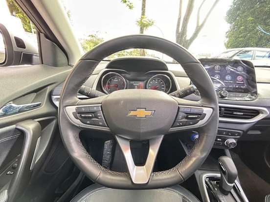 CHEVROLET-TRACKER-2024