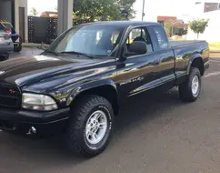 DODGE DAKOTA 5.2 R/T 4X2 CE V8 16V GASOLINA 2P AUTOMÁTICO DODGE DAKOTA 5.2 R/T 4X2 CE V8 16V GASOLINA 2P AUTOMÁTICO